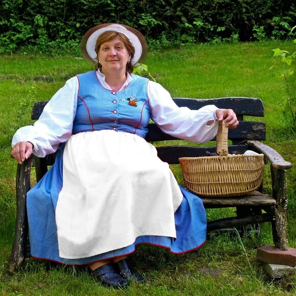 Vintage Adjustable Ruffle White Apron Maid Pioneer Costume Victorian Style Cotto - Picture 3 of 7